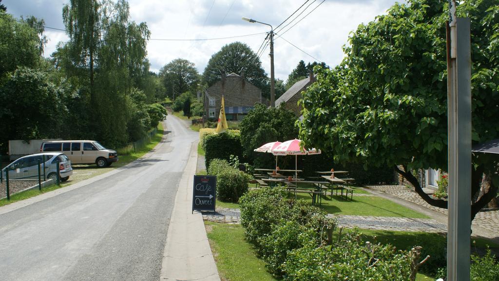 B&B Le Secret Du Bois Bourseigne-Vieille Luaran gambar
